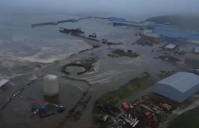 远东87级大地震俄核潜艇基地危险了？日本已遭殃190万人撤离(图4)