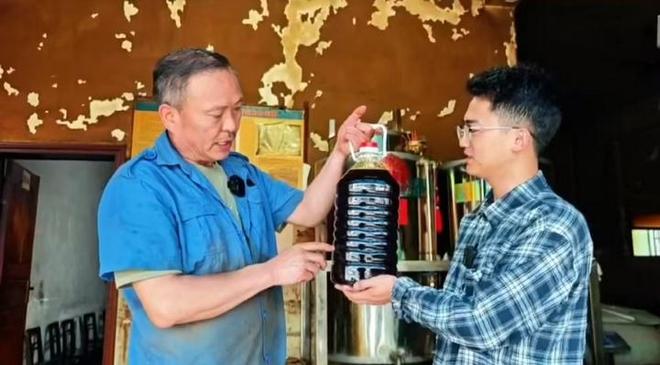 必赢网址息烽县养龙司镇5000余亩油菜喜获丰收(图2)
