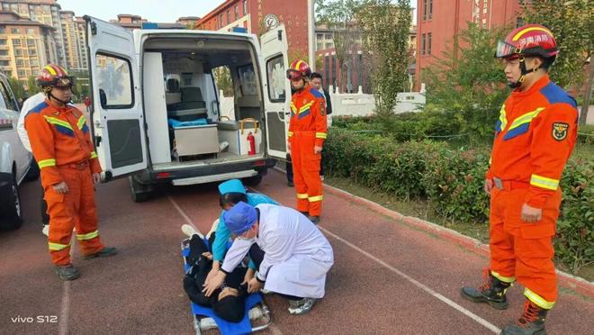 濮阳县开展2025年地震应急演练 筑牢防震减灾安全防线(图3)