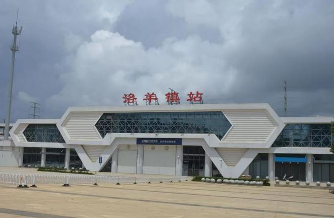 昆明试验列车撞人事故致11死2伤业内人士：调查关键在于施工人员是否提前进入线路(图2)