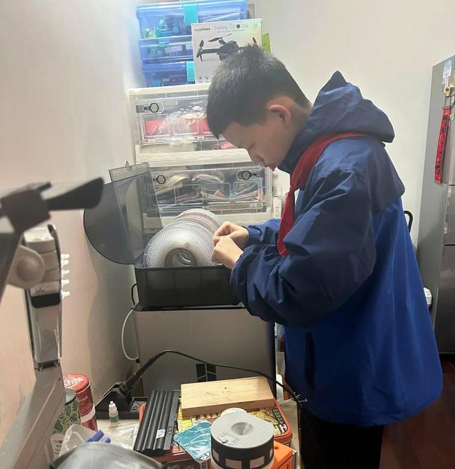 宝山学子闪耀市赛！第二十二届上海未来工程师大赛斩获佳绩