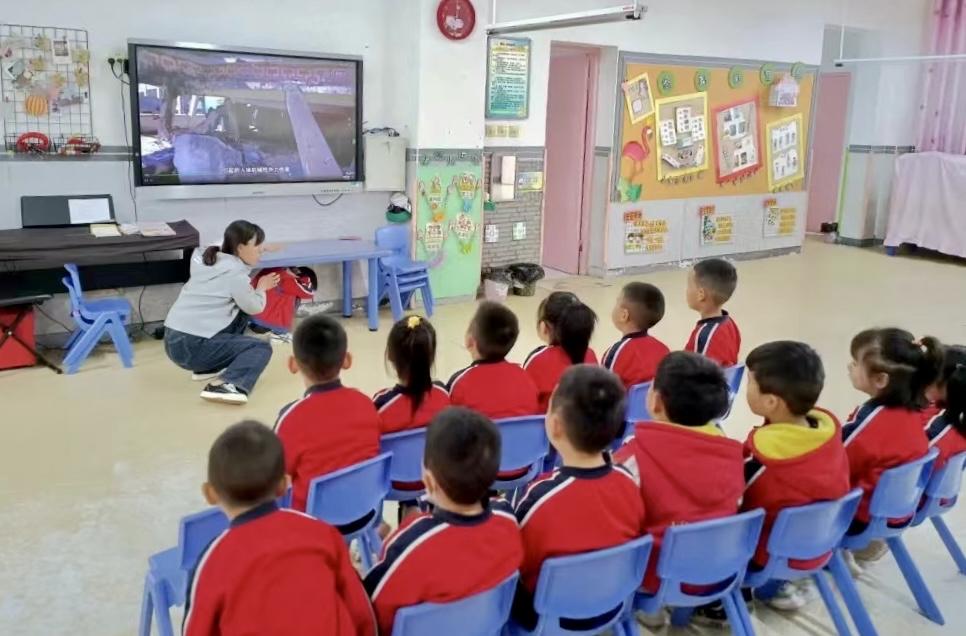 济南市地震监测中心防震减灾主题活动走进高新区科航路学校(图1)