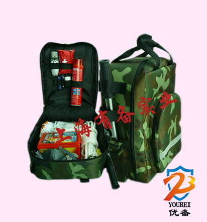 必赢中国官方网站“小女孩50元淘到名酒”系摆拍——今日辟谣（2026年1月19日）(图1)