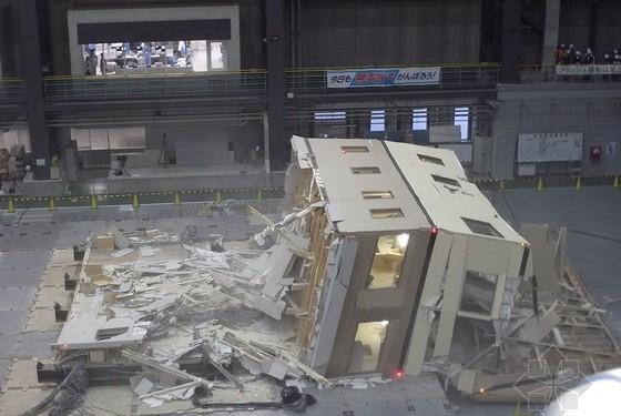 中交天津港湾工程研究院申请抗震码头结构专利可抵抗地震所产生的横波及纵波(图1)